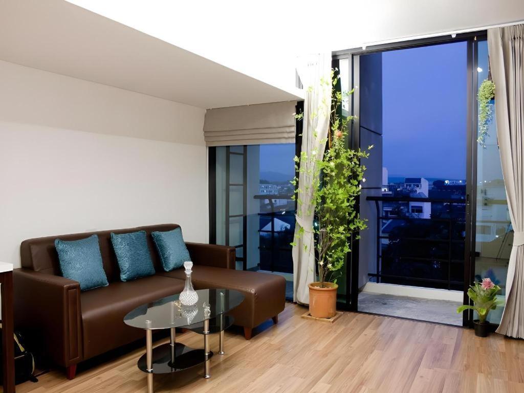 De Poem Loft Boutique Residence Хатъяй Экстерьер фото