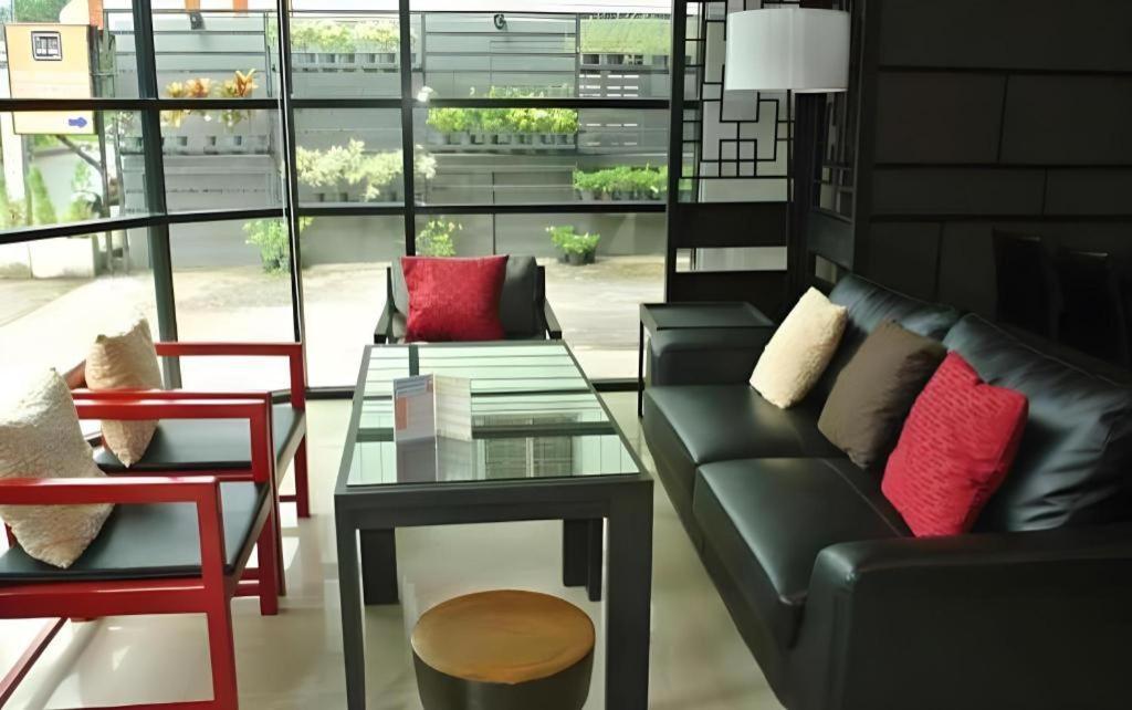 De Poem Loft Boutique Residence Хатъяй Экстерьер фото