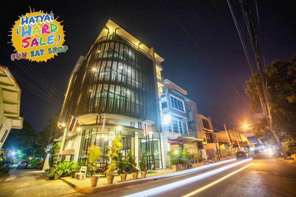 De Poem Loft Boutique Residence Хатъяй Экстерьер фото