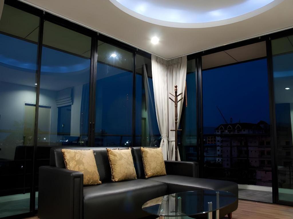 De Poem Loft Boutique Residence Хатъяй Экстерьер фото